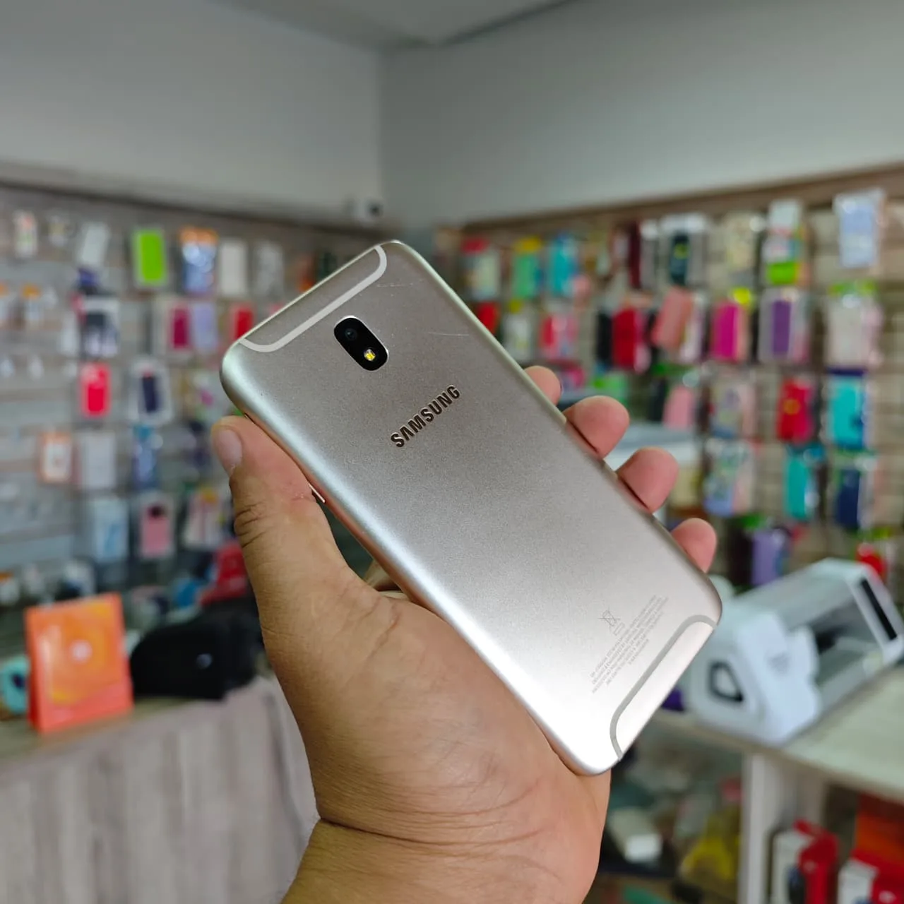 Samsung J7 Pro